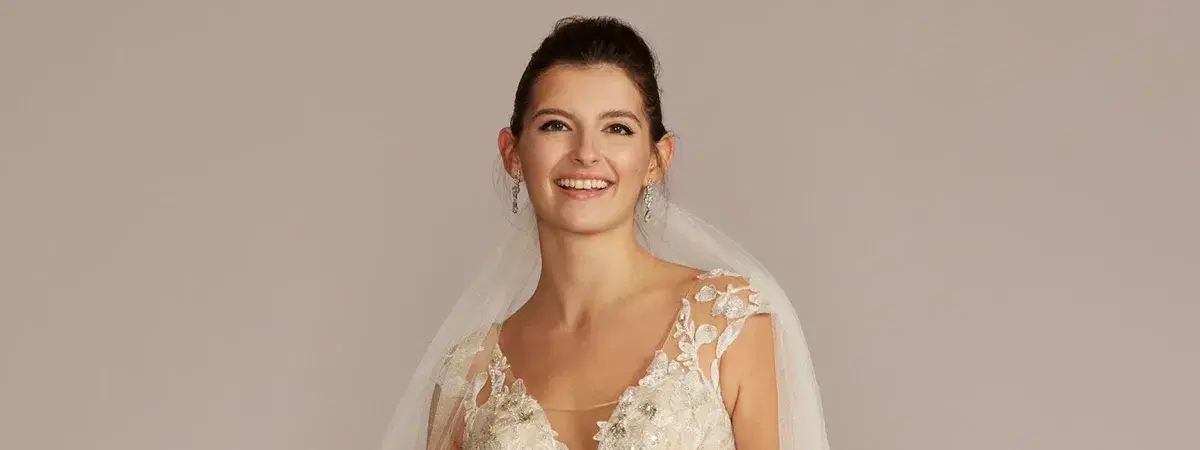 Unbeatable David's Bridal Clearance Deals