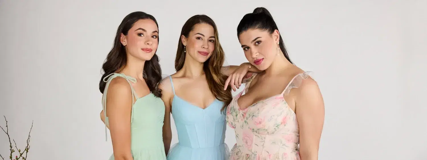 13 Flattering Plus Size Dresses to Wear to a Wedding