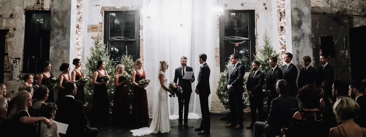 13 Rustic Wedding Arch Ideas for Your DIY Ceremony