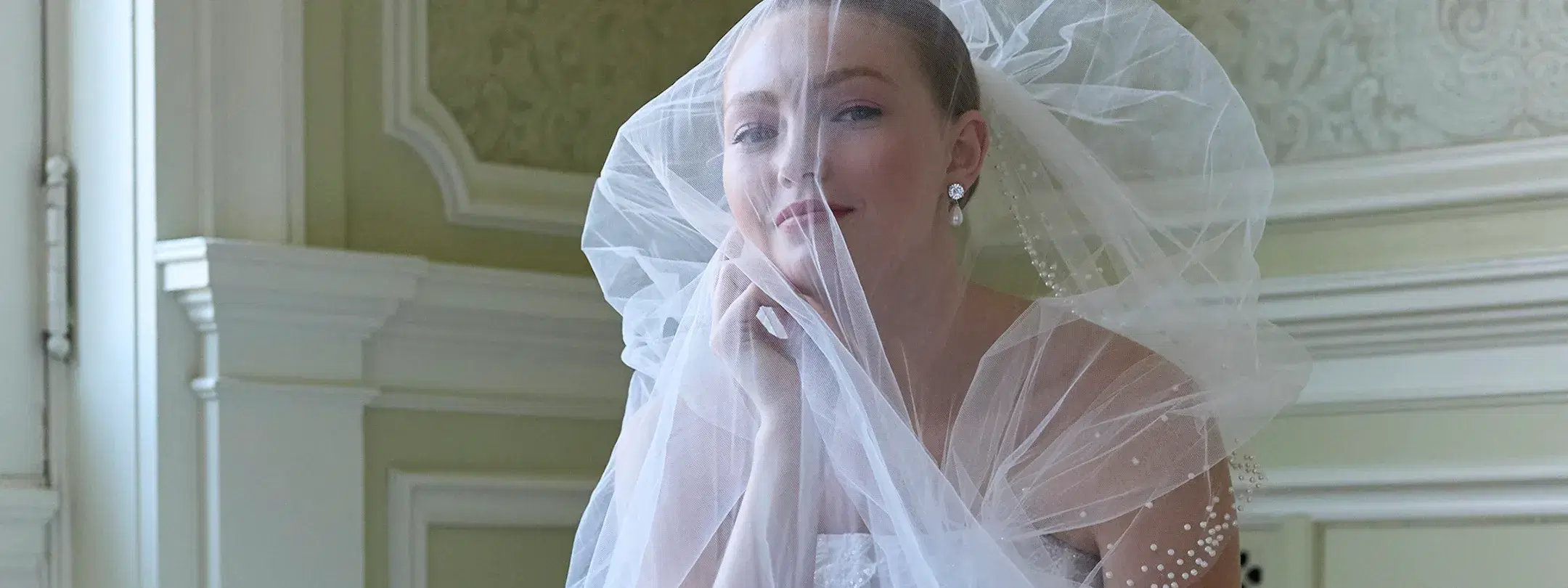 The Pantone Color of the Year 2026 Is Here—And It’s Made for Brides