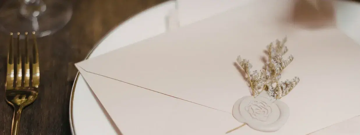 Wax Seal Mastery: Elevating Your Wedding Invitation Aesthetic