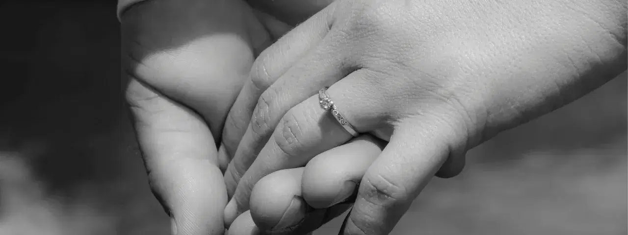 What Is a Promise Ring? Your Complete Guide