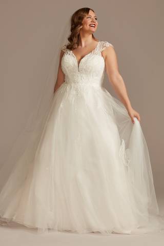 Picture of Plunging Open Back Tulle Wedding Dress
