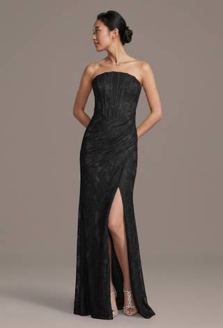 Picture of Lace Sculpted Neckline Sheath Dress