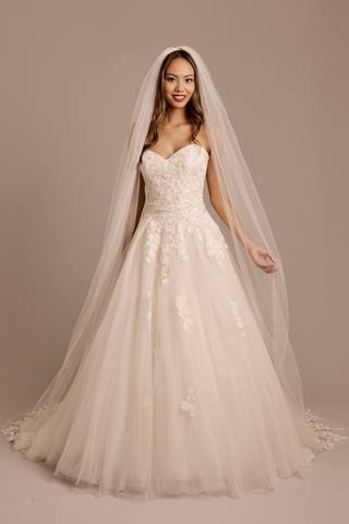 Picture of Floral Embroidered Cathedral Veil