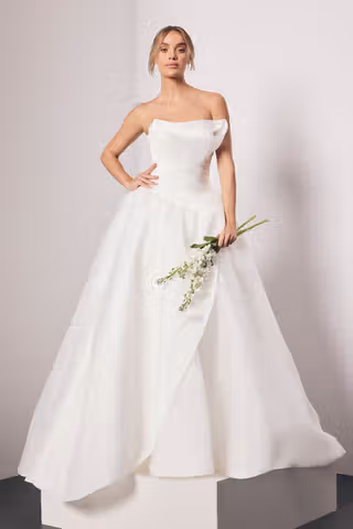 View Vera Wang Bride Organza Ball Gown with Sculptural Bodice in all available color and sizes Picture of Organza Ball Gown with Sculptural Bodice