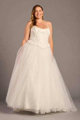 Picture of Sculpted Strapless Tulle Ball Gown Wedding Dress